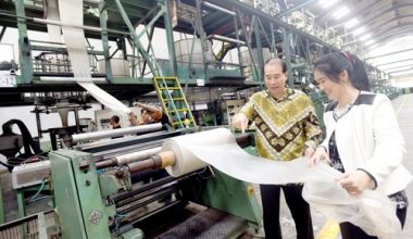 Perkembangan Industri Plastik di Indonesia